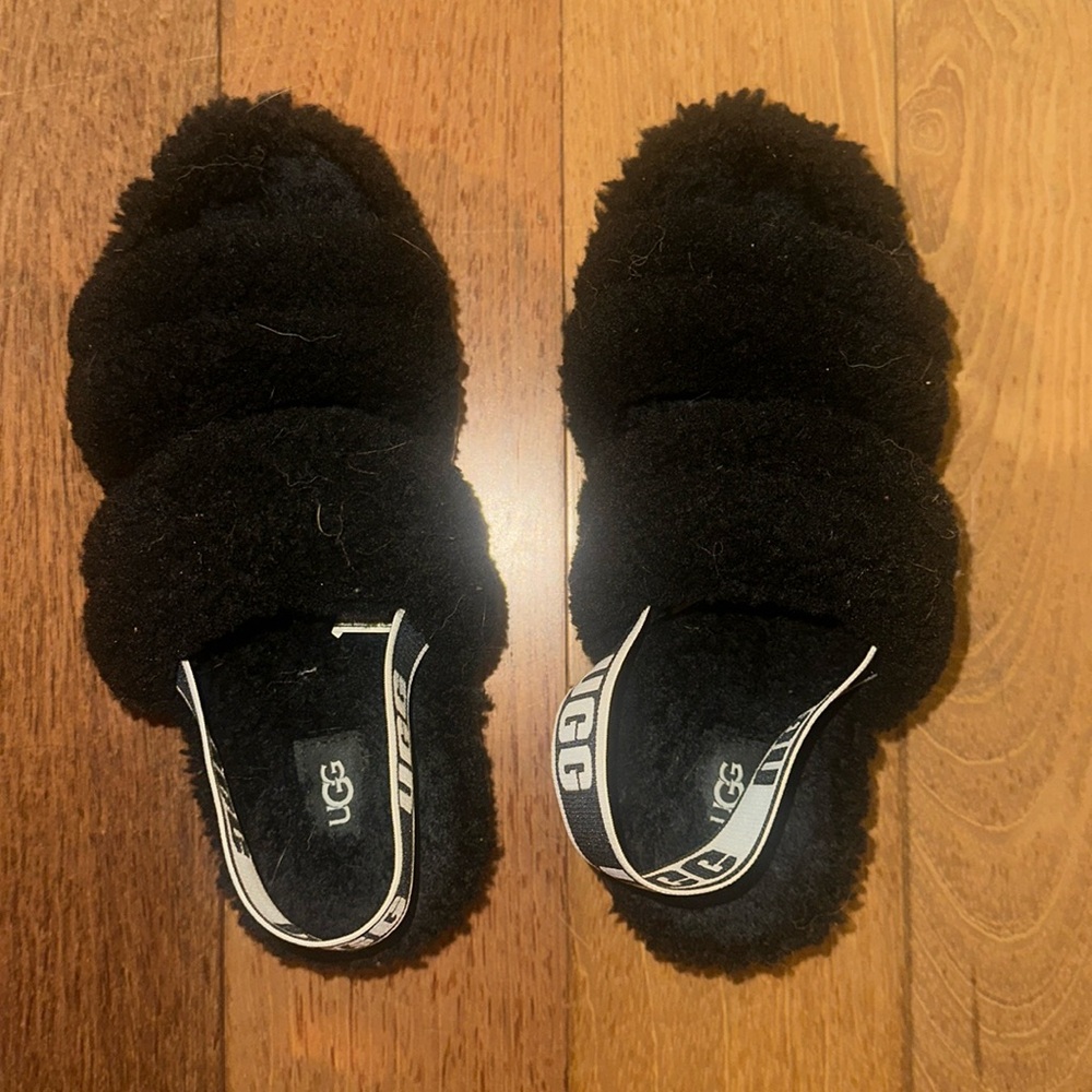 Ugg Slip on Sandal